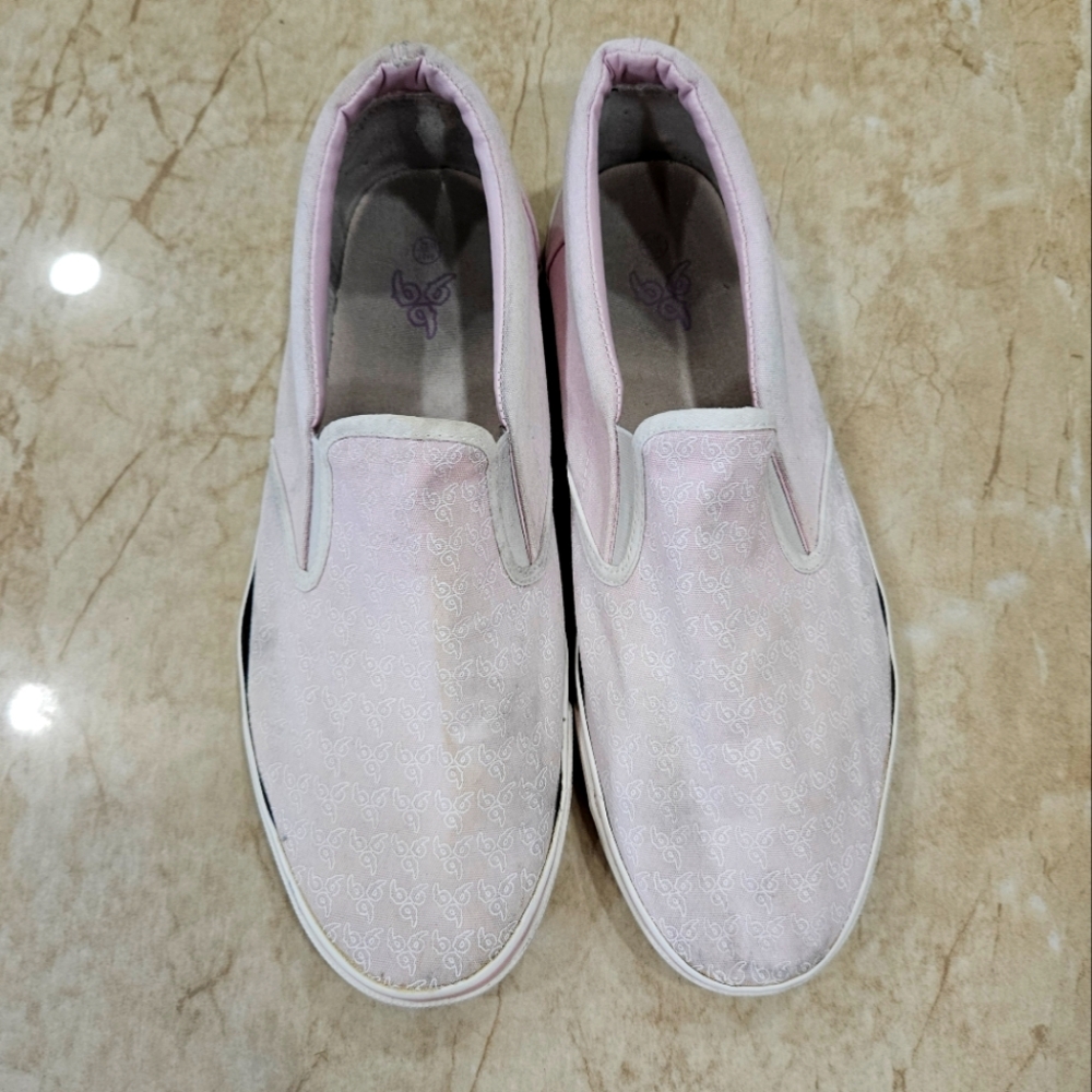 JUICE WRLD, NO VANITY SLIP ON SHOES SIZE 11